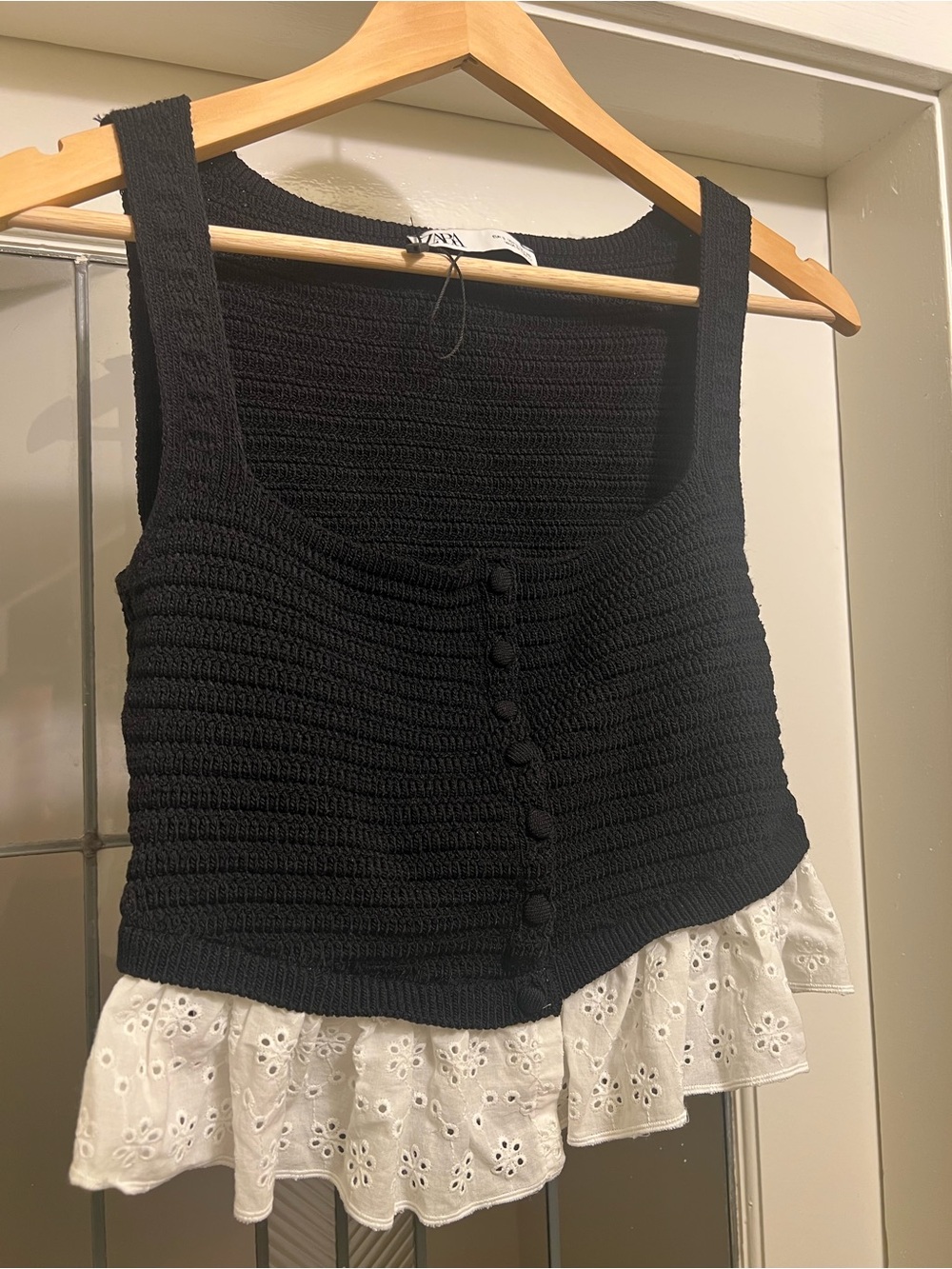 Zara Black Knit Button-Front Tank with White Eyelet Ruffle